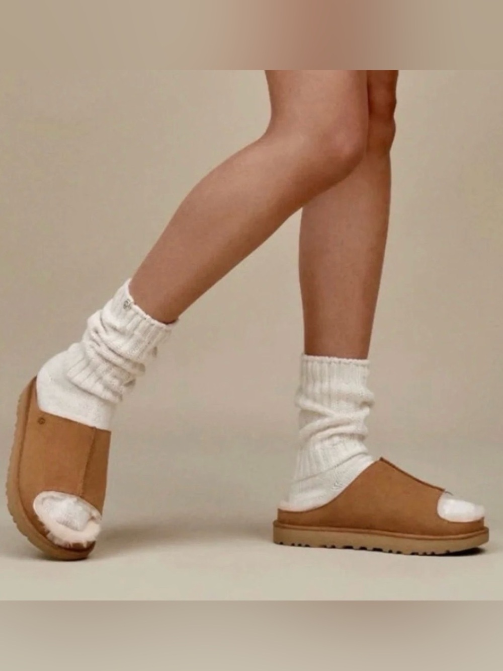 NWT Greenport Slide Sandal by UGG - Chestnut